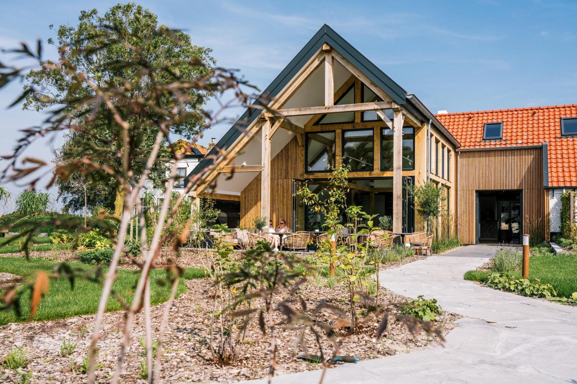 Op Oost Boutique Hotel & Restaurant Het Kook Atelier Oosterend  Exterior photo